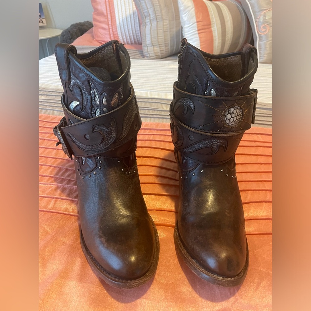 Freebird by Steven Tash - Size 9